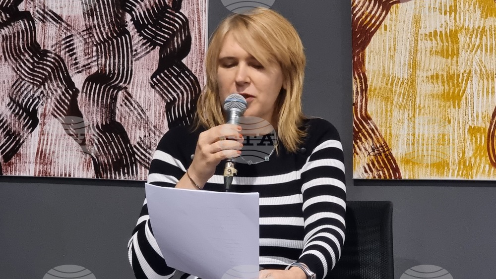 В Младежкия културен център в Скопие беше представена книгата „Пътят към Гуадалахара“ на Поли Муканова 