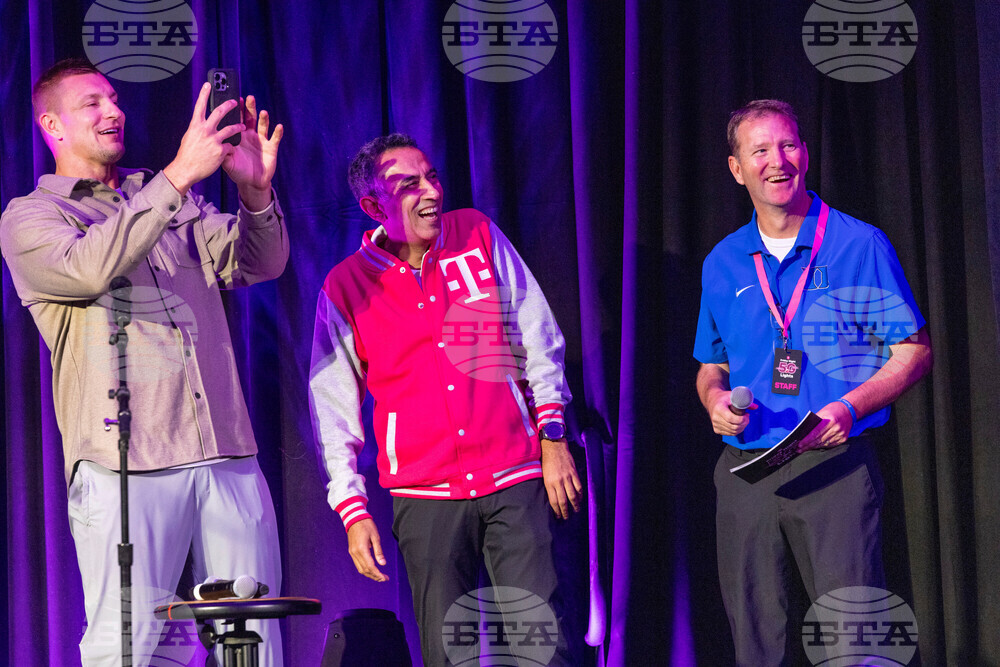 T-Mobile Friday Night 5G Lights Champion Rally