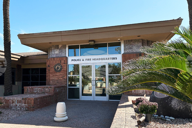 American Fugitive France