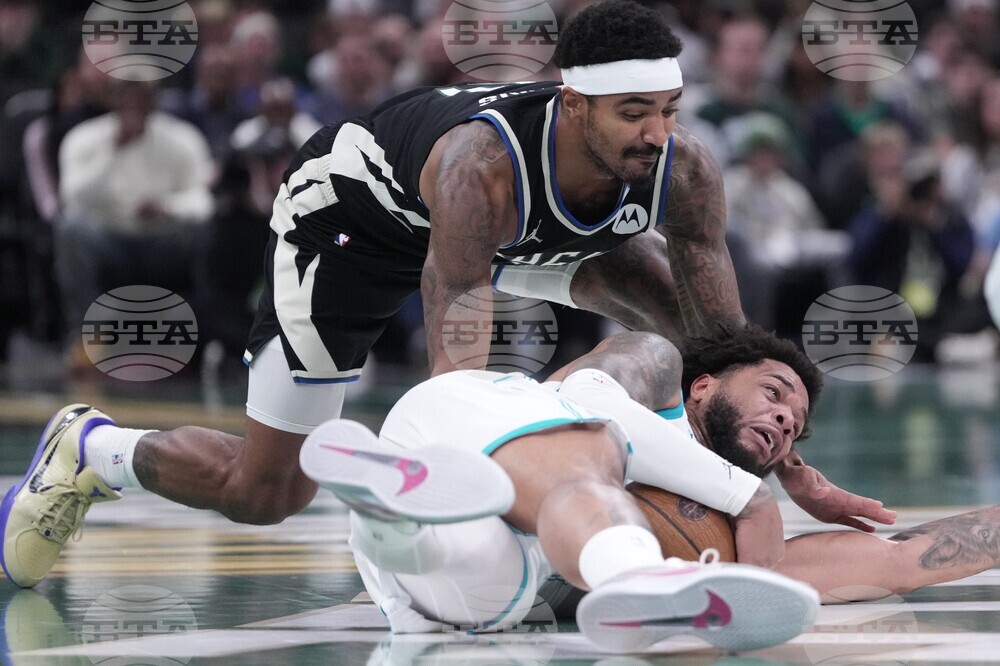 Hornets Bucks Basketball