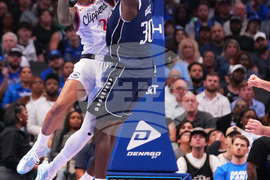 Clippers Mavericks Basketball