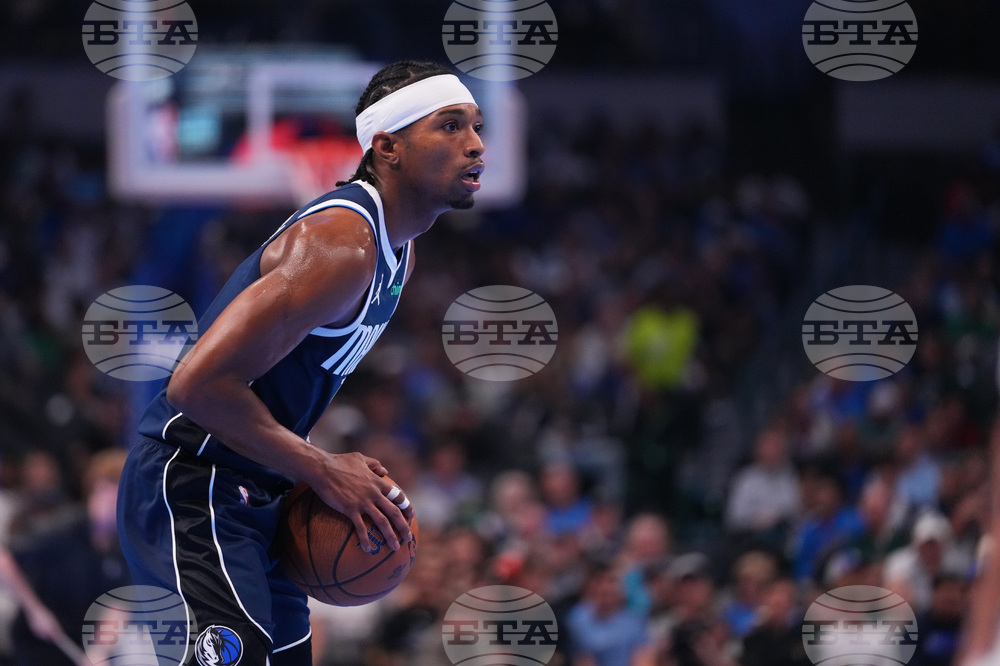 Clippers Mavericks Basketball