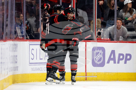 Canucks Hurricanes Hockey