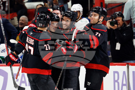 Canucks Hurricanes Hockey