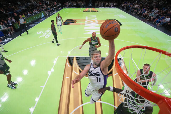 APTOPIX Kings Timberwolves Basketball