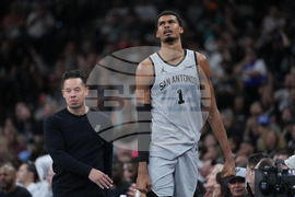 Warriors Spurs Basketball