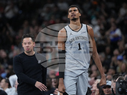 Warriors Spurs Basketball