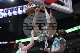 Hornets Bucks Basketball