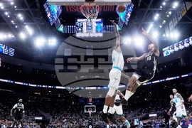 Hornets Bucks Basketball