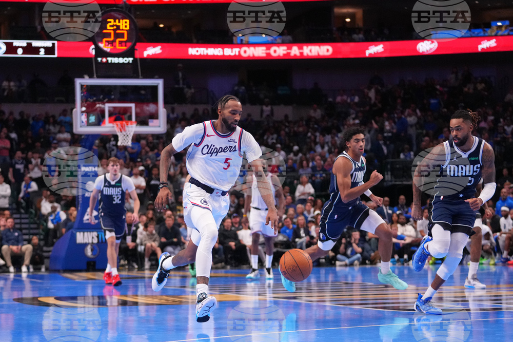 Clippers Mavericks Basketball