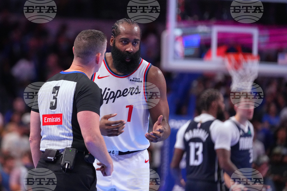 Clippers Mavericks Basketball