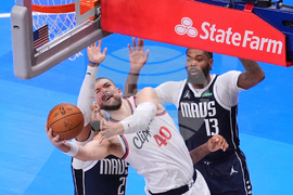 Clippers Mavericks Basketball