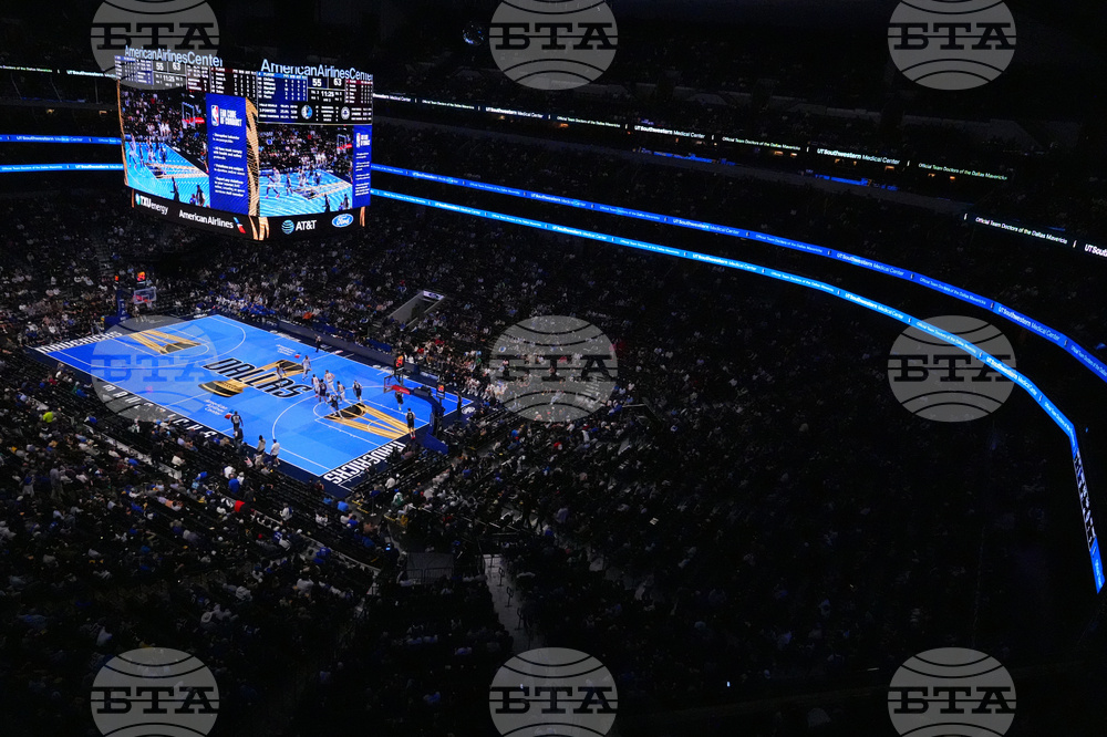 Clippers Mavericks Basketball