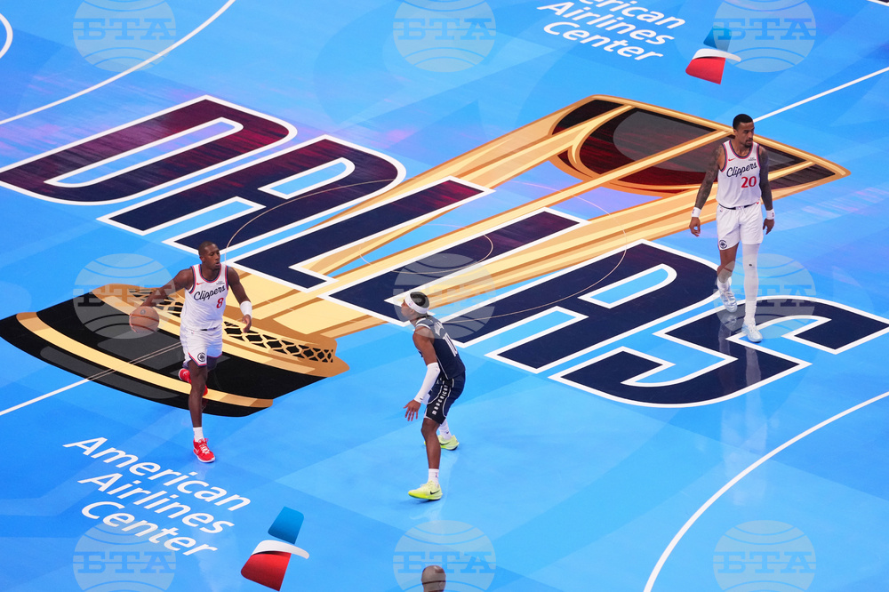 Clippers Mavericks Basketball