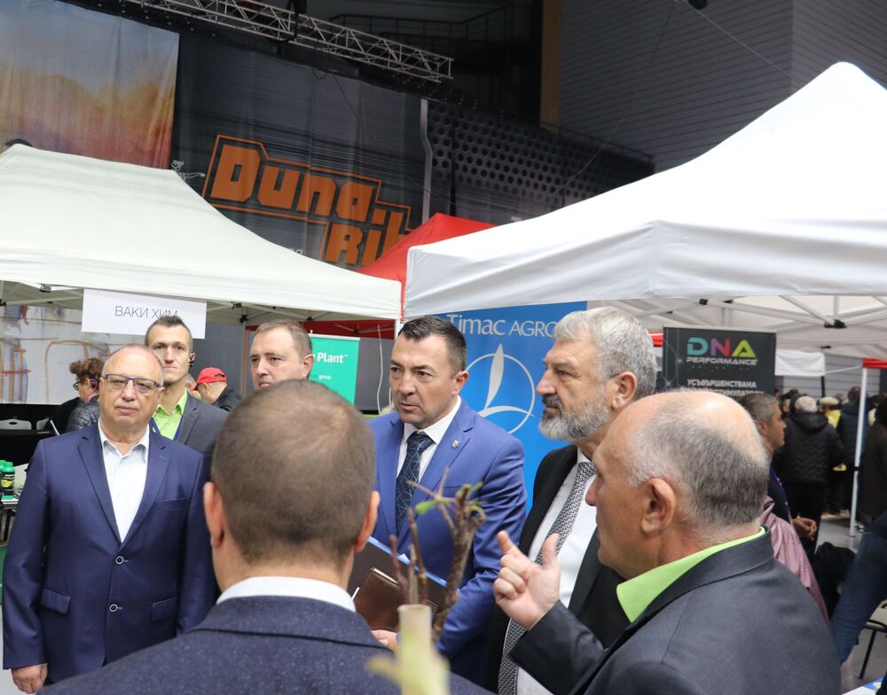 Областна администрация Русе: Русе е домакин на изложението „Дунавски овощари“ за осма поредна година