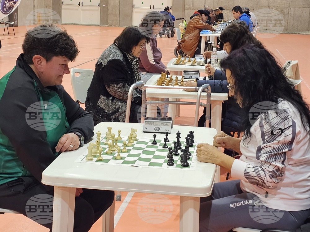 Русе - състезания - шахмат - бадминтон