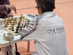 Русе - състезания - шахмат - бадминтон