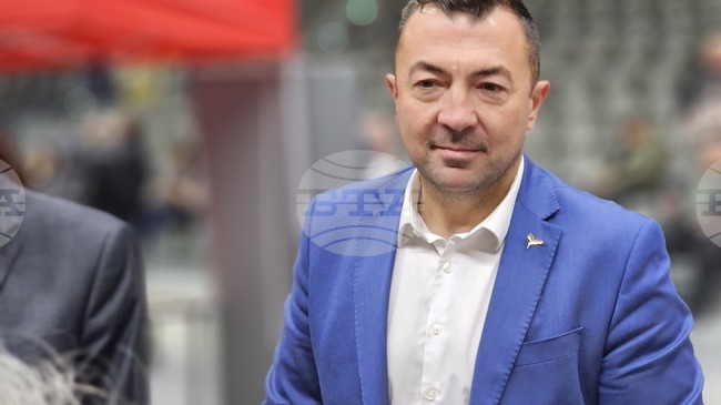 Подадените заявления за пропаднали площи са 5000, почти 300 000 дка са засегнатите земи, каза зам.-министър Янислав Янчев в Русе