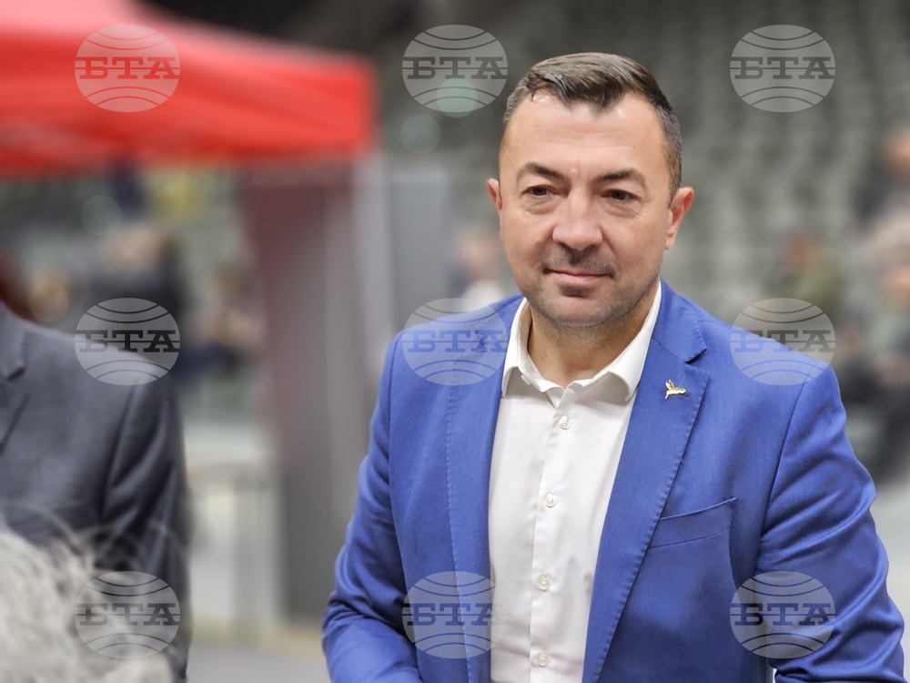 Подадените заявления за пропаднали площи са 5000, почти 300 000 дка са засегнатите земи, каза зам.-министър Янислав Янчев в Русе