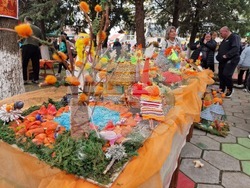 Село Хрищени - празник на райската ябълка