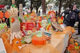 Село Хрищени - празник на райската ябълка