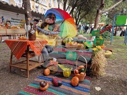 Село Хрищени - празник на райската ябълка