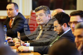 Парламент - Комисия по бюджет и финанси