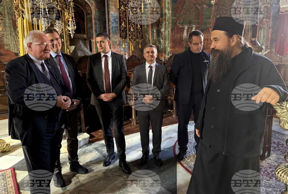 Гърция - Света Гора - Българска парламентарна делегация пристигна в Зограф за есенния празник на свети Георги