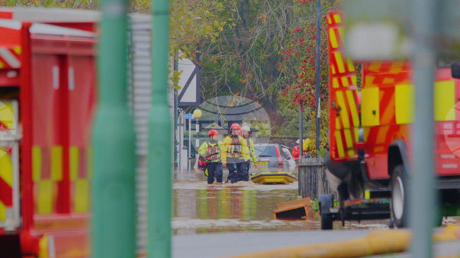 Бурята „Клаудия“ взе три жертви в Португалия и причини наводнения във Великобритания