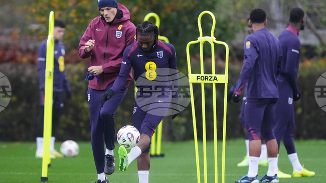 Тухел преди мача с Албания: „Моля, без червени картони, не го правете“