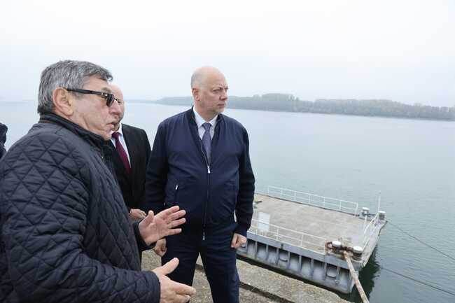 Премиерът Росен Желязков: Опитваме се да убедим румънските си партньори за важността от нови мостови съоръжения през река Дунав