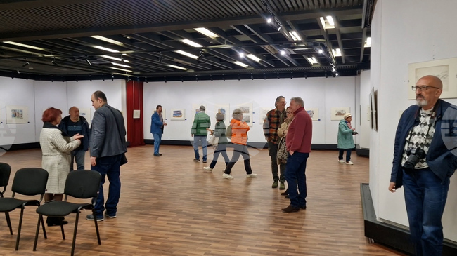 Изложбата „Дечко Узунов. Пътни бележки“ бе открита в Смолян след представянето ѝ в Европа