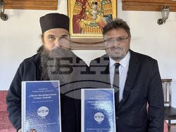 Гърция - Света Гора - БТА предостави на Зографския манастир на Света гора новини и снимки за него от архивите на агенцията 