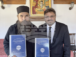 Гърция - Света Гора - БТА предостави на Зографския манастир на Света гора новини и снимки за него от архивите на агенцията 