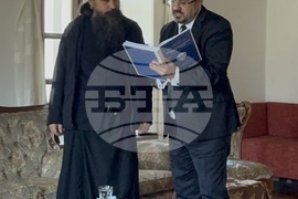 Гърция - Света Гора - БТА предостави на Зографския манастир на Света гора новини и снимки за него от архивите на агенцията 