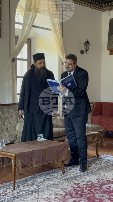 Гърция - Света Гора - Българска парламентарна делегация пристигна в Зограф за есенния празник на свети Георги