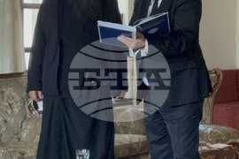 Гърция - Света Гора - БТА предостави на Зографския манастир на Света гора новини и снимки за него от архивите на агенцията 