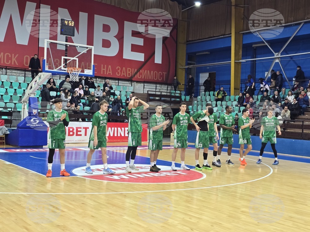 Ботев 2012 (Враца) надви Левски в баскетболното първенство за мъже 