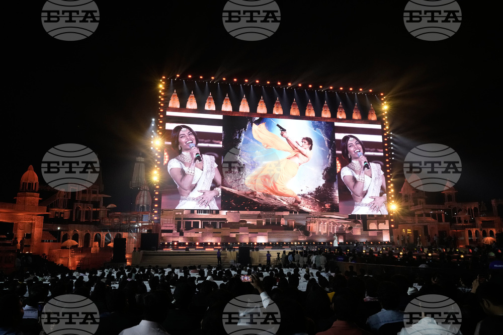 Индийският режисьор С. С. Раджамули показа първи кадри от новия си филм „Варанаси“ 