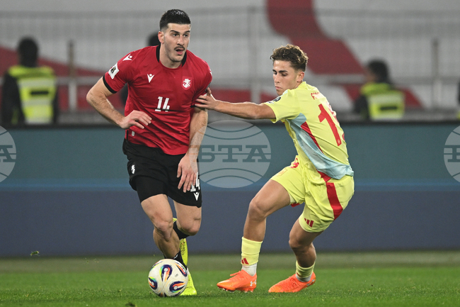 Испания остава безгрешна на върха в група "Е", България без точка преди последния кръг