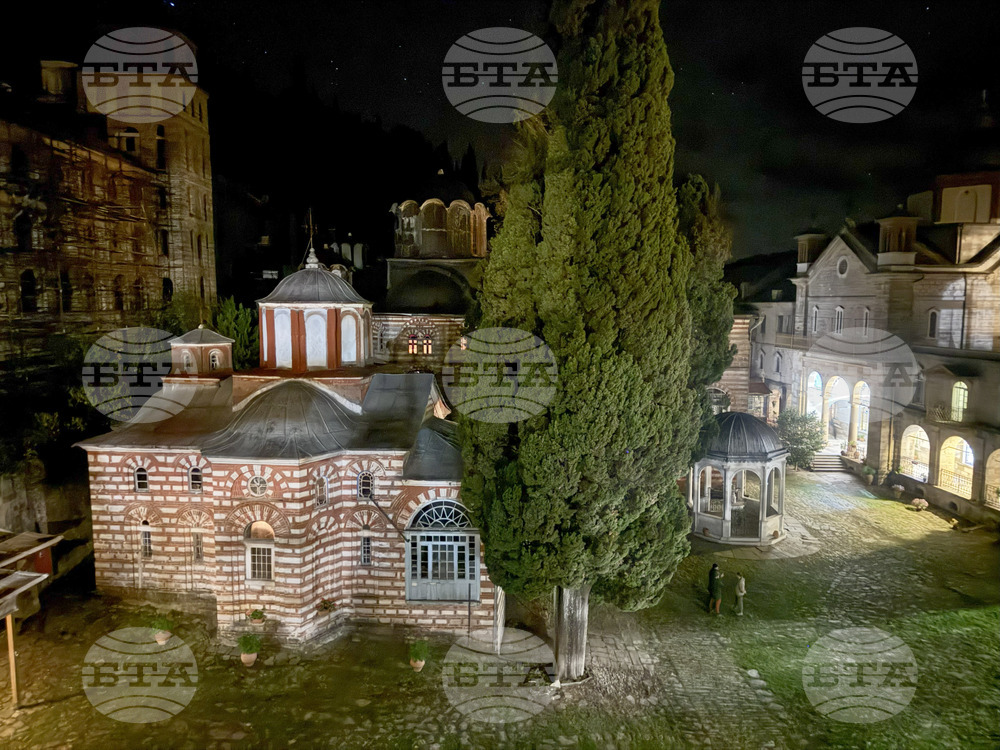 Зографски манастир - нощно бдение за есенния празник на Свети Георги