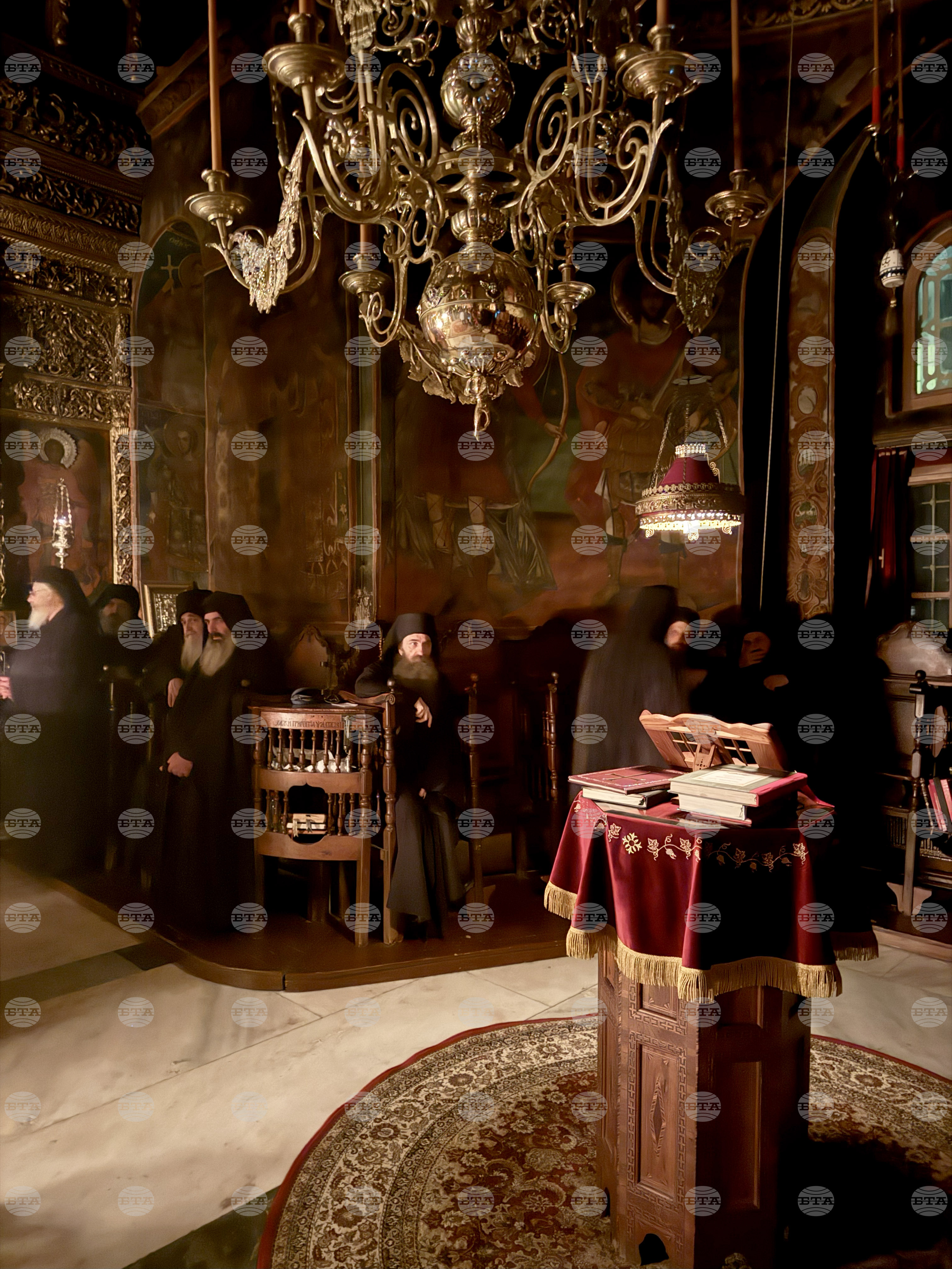 Зографски манастир - нощно бдение за есенния празник на Свети Георги