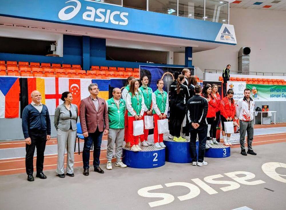 Bulgaria's First Cadet Women's Team Wins Silver in Svechnikov Cup International Fencing Tournament