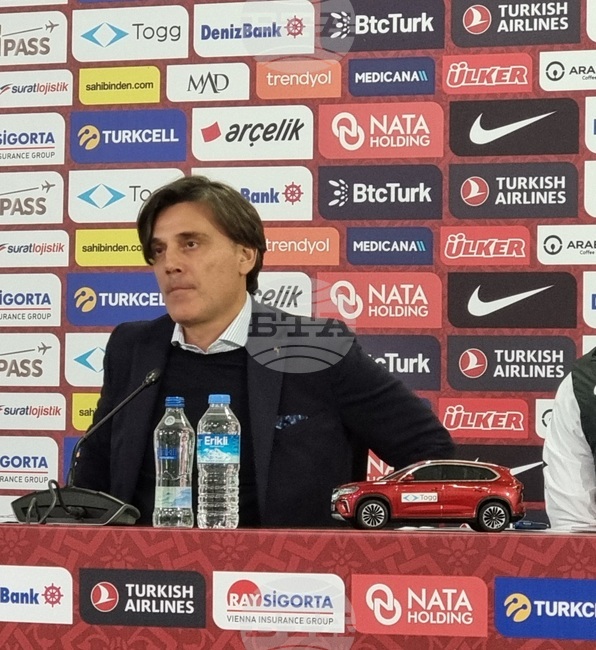 "Поздравявам България, през второто полувреме създадоха положения и за мене беше разочароващо", каза Винченцо Монтела