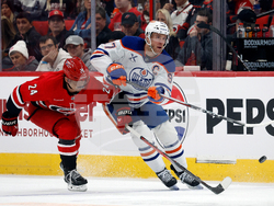 Oilers Hurricanes Hockey