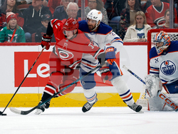 Oilers Hurricanes Hockey