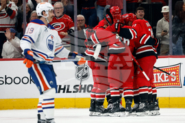 Oilers Hurricanes Hockey