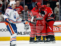 Oilers Hurricanes Hockey