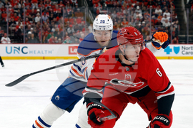 Oilers Hurricanes Hockey