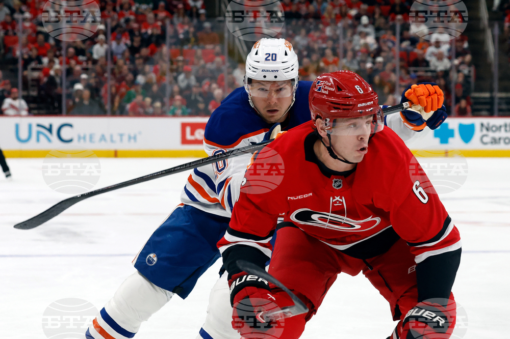 Oilers Hurricanes Hockey